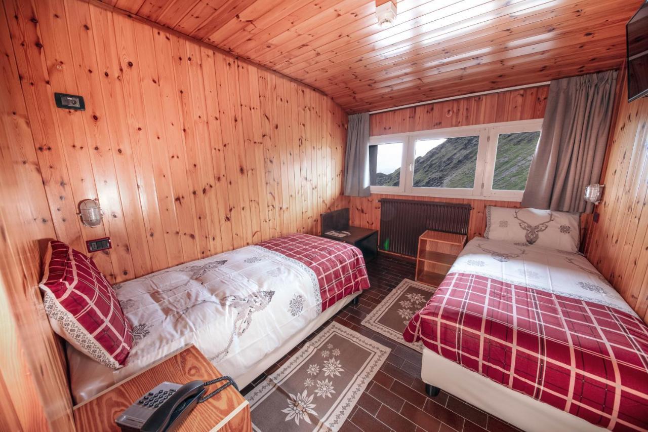 Albergo Quarto Pirovano Passo Stelvio Exterior foto